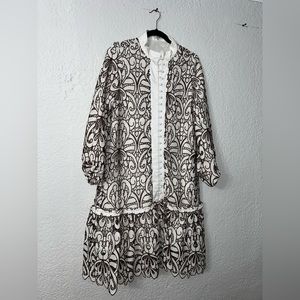 Long sleeve detailed midi dress